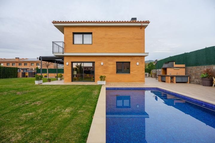 CHALET INDEPENDIENTE EN CABRERA DE MAR photo 0