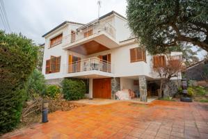 CHALET INDEPENDIENTE EN ALELLA photo 0