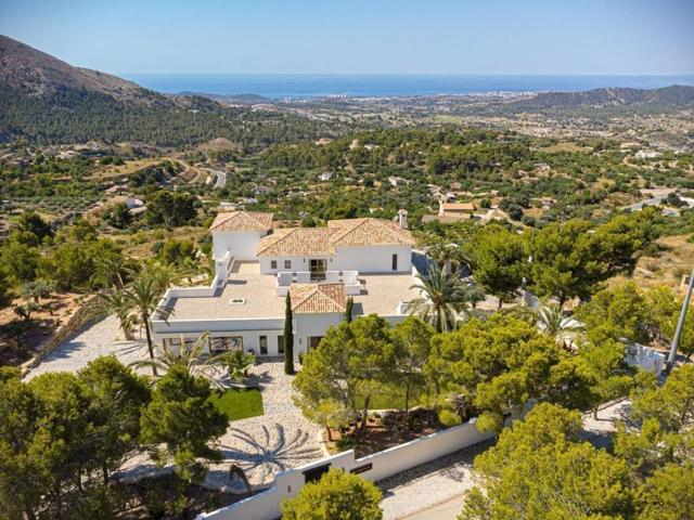 Villa En venta en Finestrat photo 0