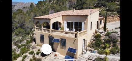 Villa En venta en Finestrat photo 0