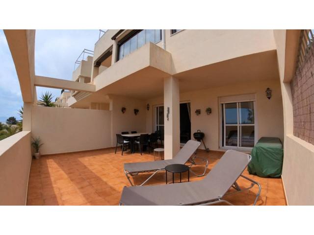 Gran apartamento en Residencial Ladera del Golf de 3 dormitorios con divertido en 4, 2 baños, planta bajo, en una buena photo 0