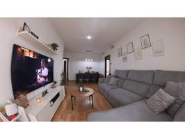 Piso en venta en Barrio Sur photo 0