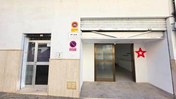 Alquiler de amplio local comercial en Paterna – 130 m2 a pie de calle con dos accesos photo 0
