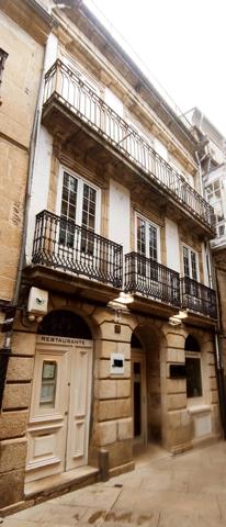 EDIFICIO HISTORICO EN EL CENTRO DE LUGO. ZONA PEATONAL MUY TURÍSTICA photo 0