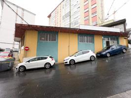 Local comercial en Venta en Rúa Otero Pedrayo photo 0
