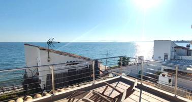 Casa con terraza y vistas al mar photo 0