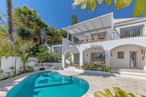 Villa con piscina y jardin privados photo 0