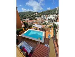 Casa En venta en Barcelona photo 0