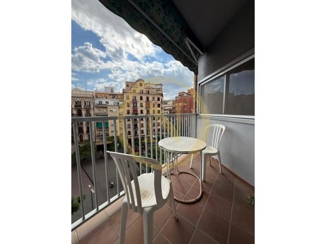 Piso En venta en Barcelona photo 0