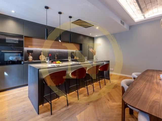 Piso En venta en Barcelona photo 0