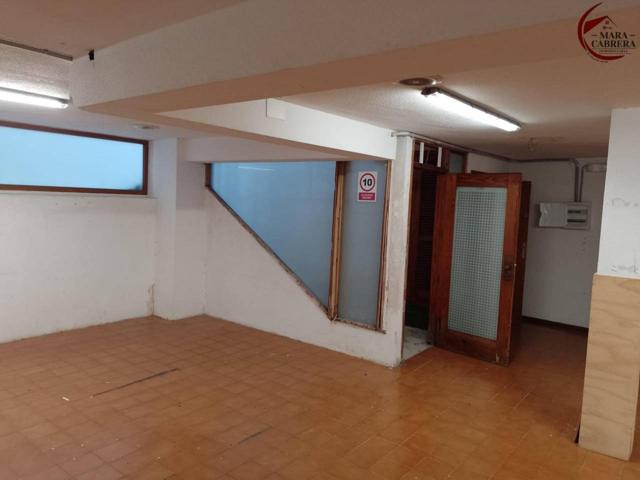 Magnífico local, situado en una de las principales calles peatonales del centro de Gandia, photo 0