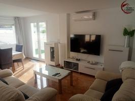 ¡Tu hogar en la playa te espera en Marenys de Rafalcaid! photo 0