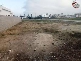 Terreno urbano de 613 m² en la playa de Daimús, ideal para construir el chalet de tus sueños photo 0
