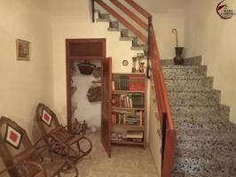 ¡Gran casa de pueblo con muchas posibilidades en Font d’En Carròs! photo 0