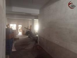 ¡Gran oportunidad en Oliva! Local muy económico con múltiples posibilidades photo 0