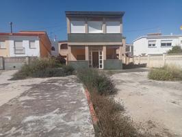 Oportunidad única de inversión en primera línea de la playa de Marenys, Gandia photo 0