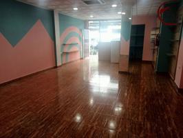¡Local comercial disponible en alquiler o venta frente al Mercadona de Oliva! photo 0