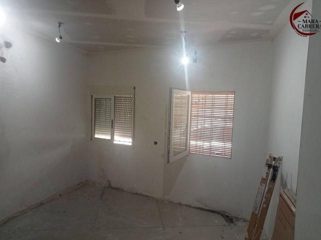 Casa a reformar de dos plantas cerca de la Carretera de Pego con materiales incluidos photo 0