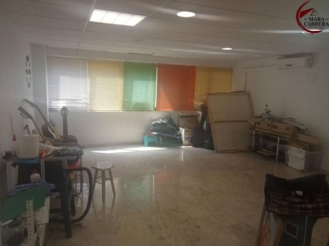 Oportunidad de local en zona nueva de Oliva, en expansión photo 0