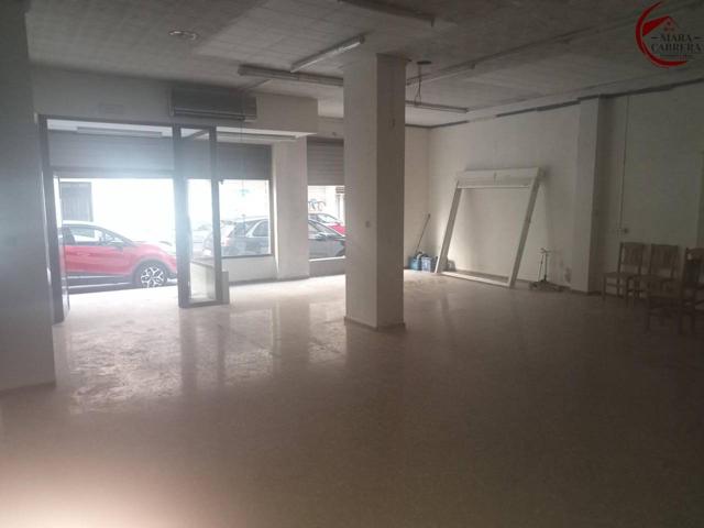 ¿Necesitas un espacio amplio y bien ubicado para tu negocio en Gandia? photo 0