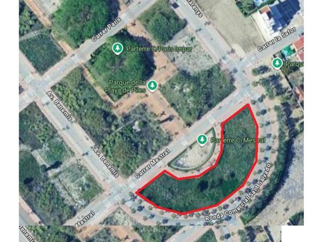 Parcela Comercial T1 – Media Luna, Playa Piles photo 0