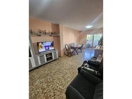 Gran oportunidad: piso con garaje, ascensor en el comienzo deTavernes de la Valldigna photo 0