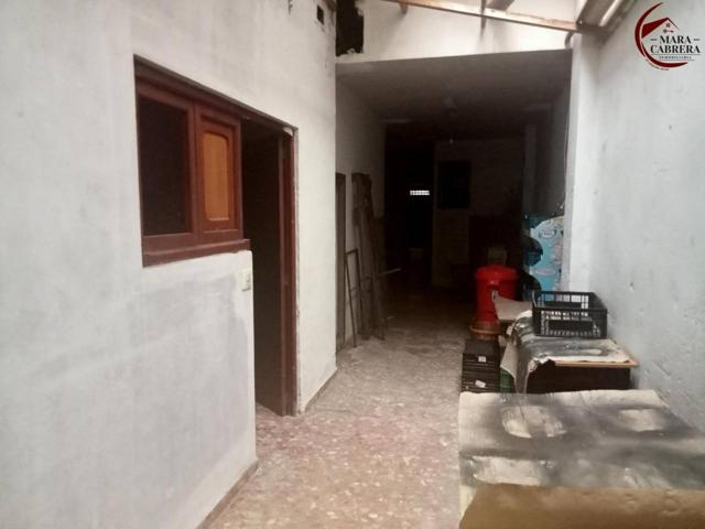 Amplio local de 161 m en una ubicación estratégica cerca de avenidas principales photo 0