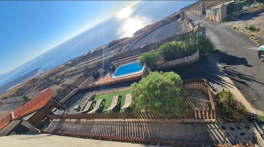 Casa con Terreno En venta en Guimar photo 0