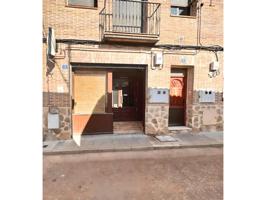 Local En venta en El Casar photo 0