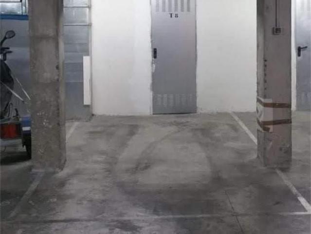GARAJE CON TRASTERO Florida Calle Boyero Alicante photo 0