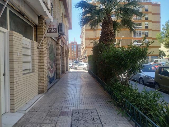 Vendo Local en el barrio de Alipark Alicante photo 0