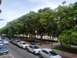 Tu garaje en Pl. de la Viña, junto a Correos photo 0