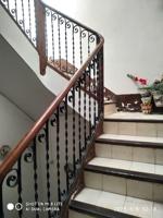 Piso Esquinero a Reformar Cerca del Mercado Central photo 0