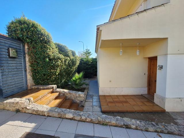 Casa-Chalet en Venta en Otura Granada photo 0