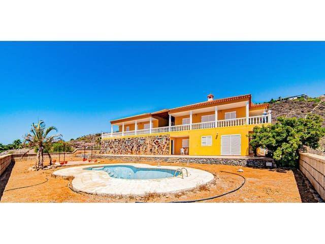 Villa En venta en Adeje photo 0