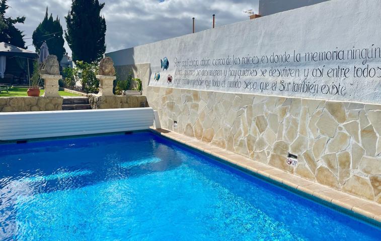 Villa En venta en Granadilla de Abona photo 0