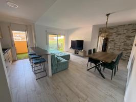 Piso En venta en Roda de Berà photo 0