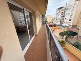 Piso En venta en El Vendrell photo 0