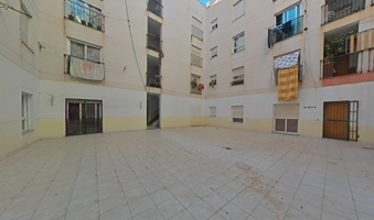 Piso En venta en Roquetas de Mar photo 0