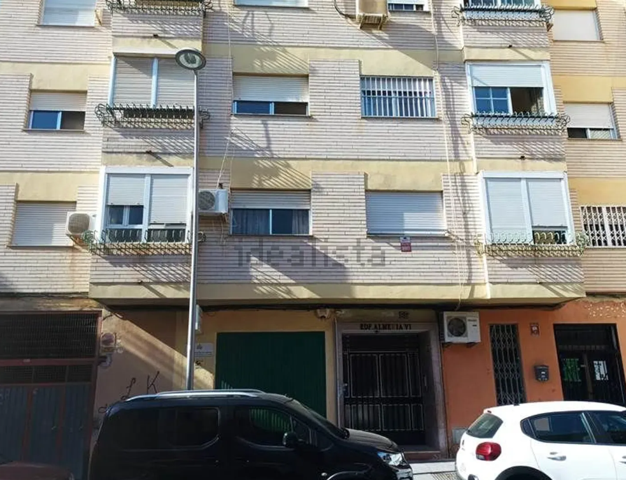 Piso En venta en Almería photo 0