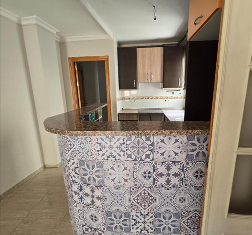 Piso En venta en Almería photo 0