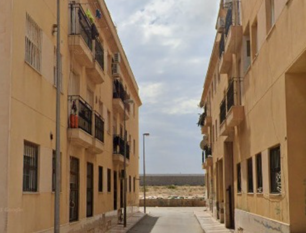 Piso En venta en Roquetas de Mar photo 0