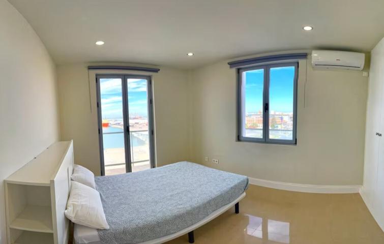 Piso en Venta en Cádiz Cádiz photo 0