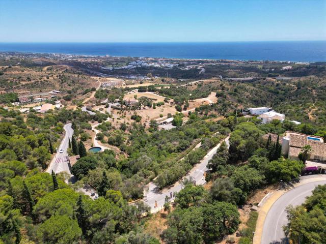Terreno Urbanizable En venta en Marbella photo 0
