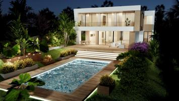 Villa En venta en Benalmádena photo 0