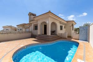 Casa En venta en San Miguel de Salinas photo 0