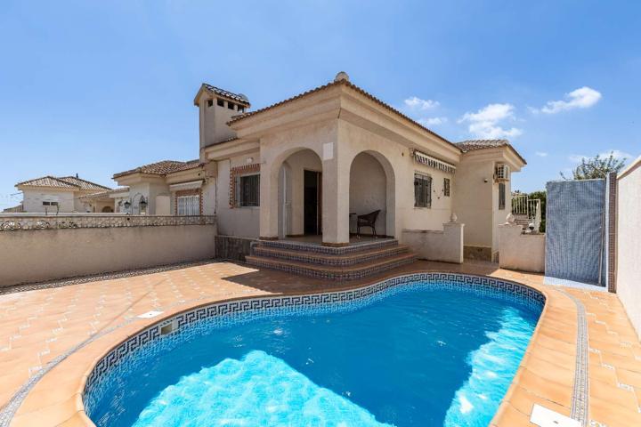 Casa En venta en San Miguel de Salinas photo 0