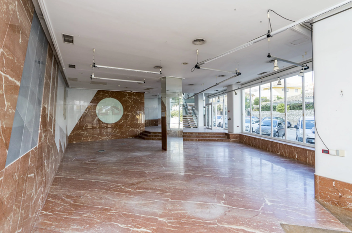 Industrial En venta en Fuengirola photo 0