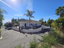 Villa En venta en Benalmádena photo 0