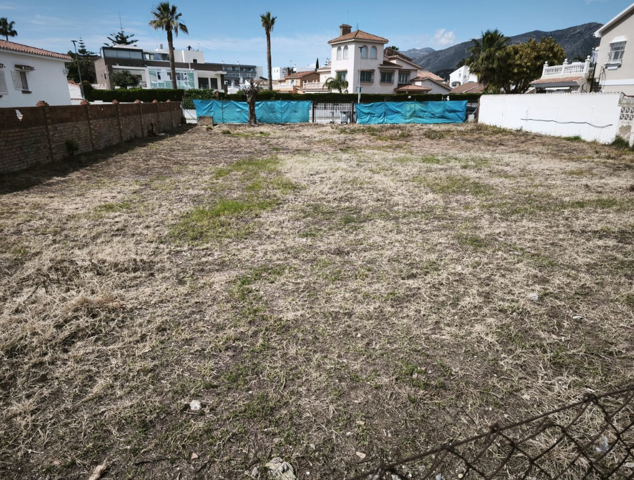 Terreno Urbanizable En venta en Torremolinos photo 0